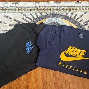 2 pack of Nike tshirts